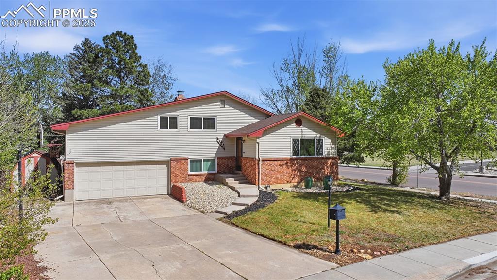 4203 Friar Ln., Colorado Springs, CO 80907