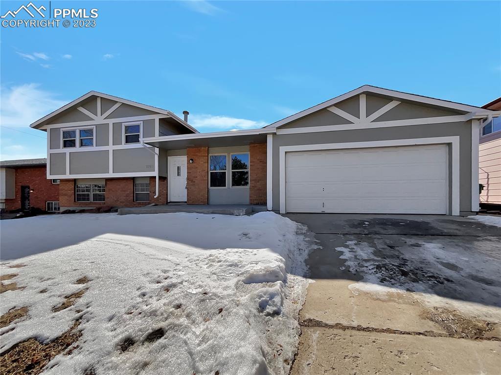 2253 Glenwood Cir., Colorado Springs, CO 80909