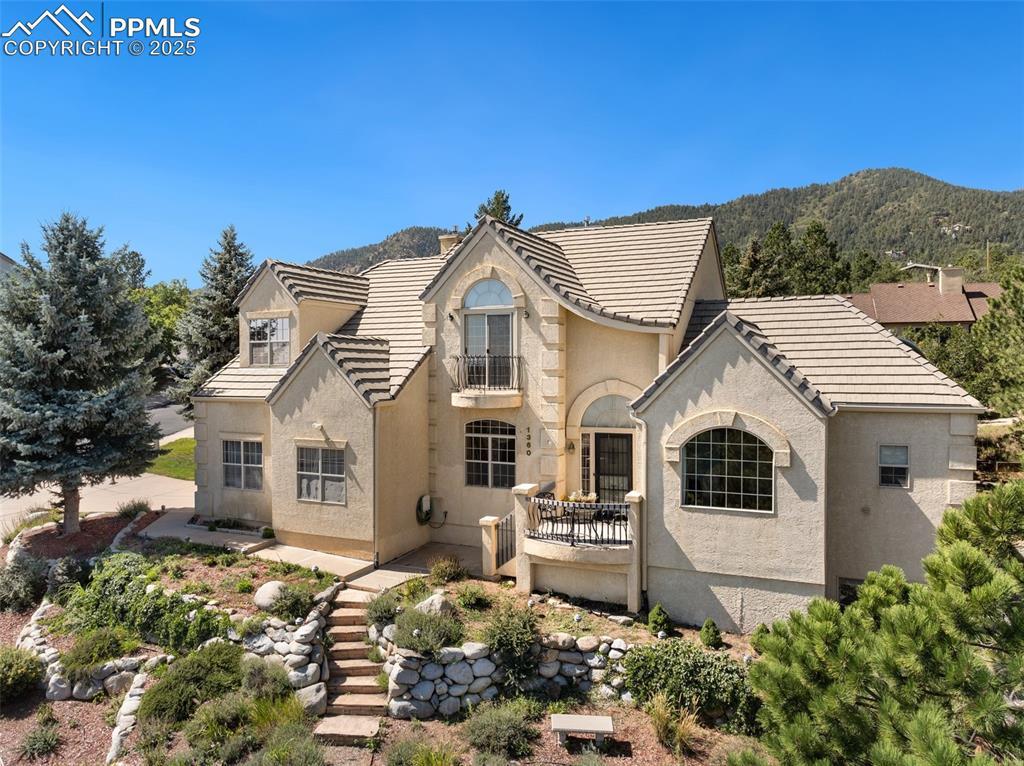 1360 Chartwell View, Colorado Springs, CO 80906