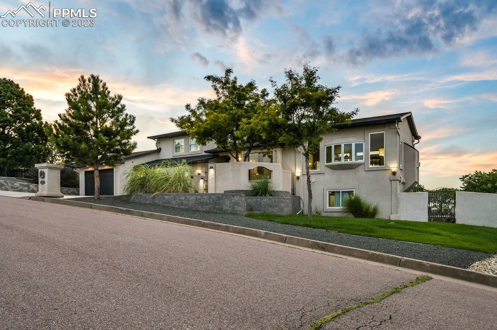 310 Sunbird Cliffs Ln., Colorado Springs, CO 80919