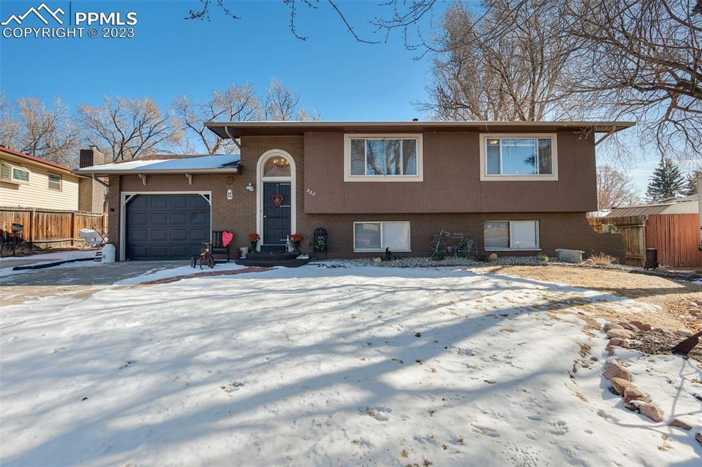 327 Fairfax St., Colorado Springs, CO 80911
