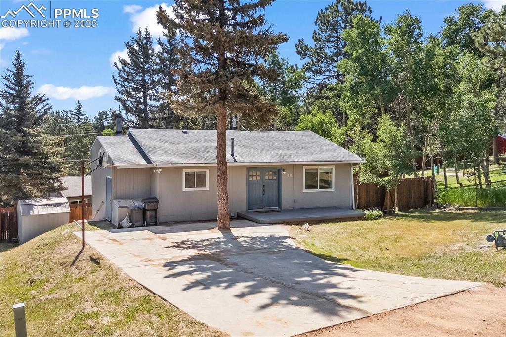 50 Holiday Dr., Woodland Park, CO 80863