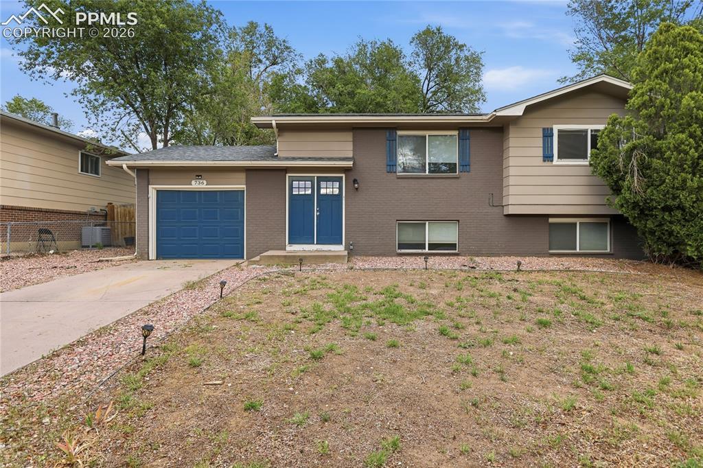 736 Squire St., Colorado Springs, CO 80911
