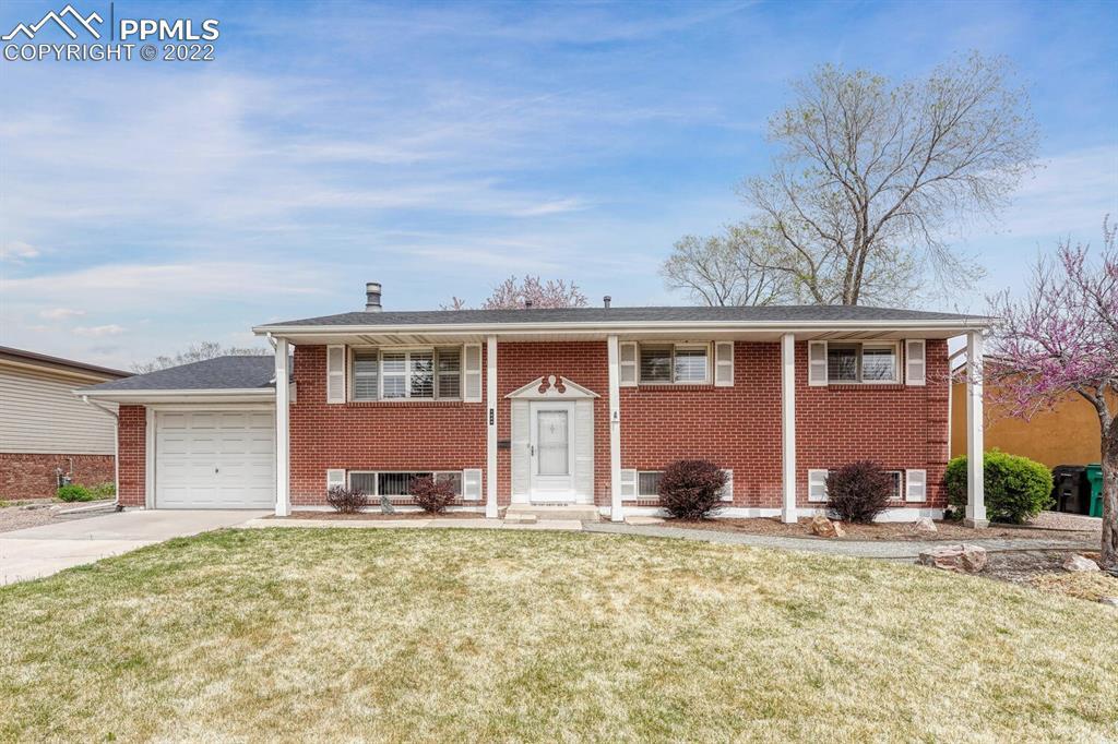 1622 Rushmore Dr., Colorado Springs, CO 80910