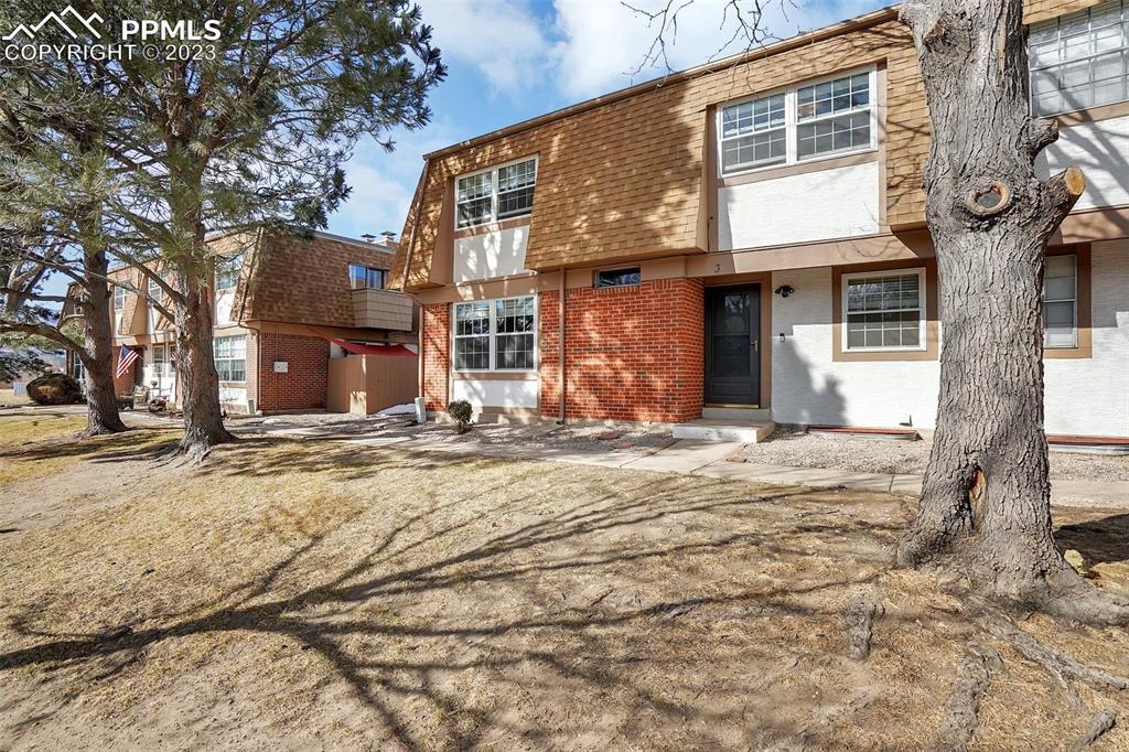 1117 Willow Bend Cir. #A, Colorado Springs, CO 80918