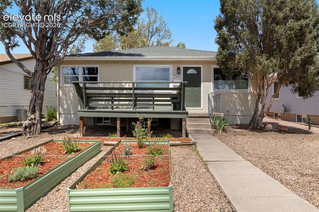 2206 W Uintah St., Colorado Springs, CO 80904