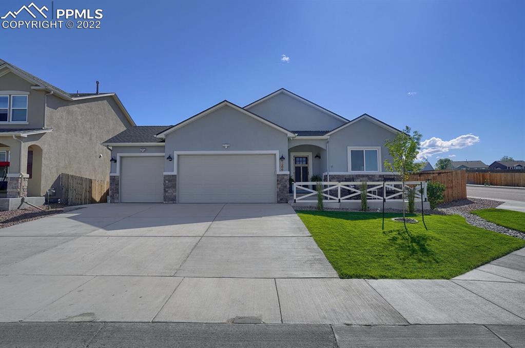 7206 Dutch Loop, Colorado Springs, CO 80925