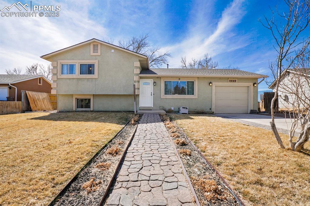 7140 Woodstock St., Colorado Springs, CO 80911