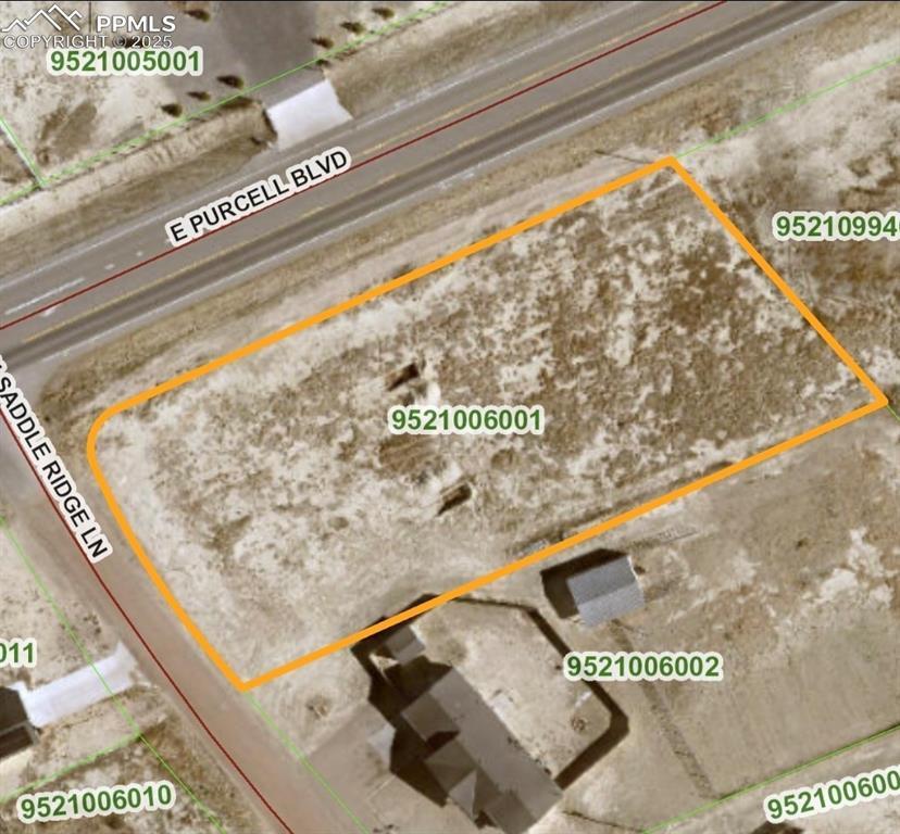 1220 N Saddle Ridge Ln., Pueblo, CO 81007