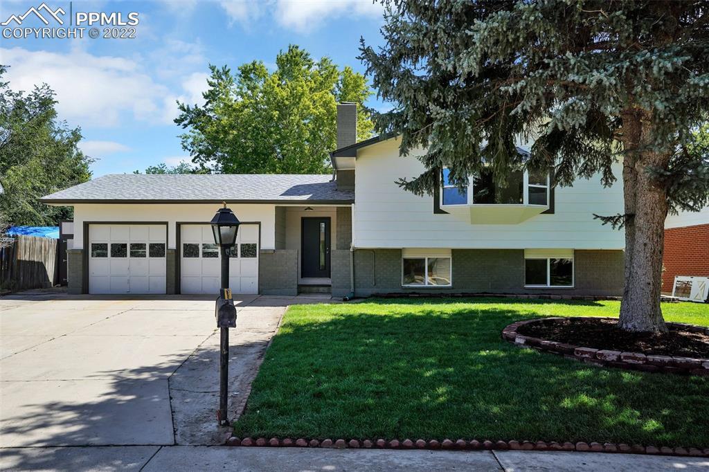 495 Dexter St., Colorado Springs, CO 80911
