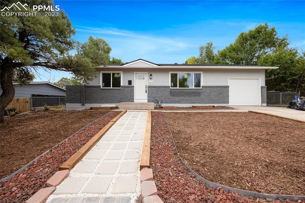 1539 Server Dr., Colorado Springs, CO 80910