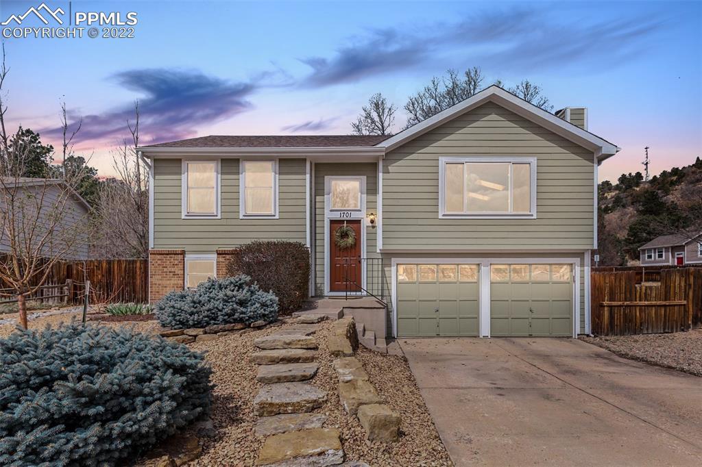1701 Palm Dr., Colorado Springs, CO 80918