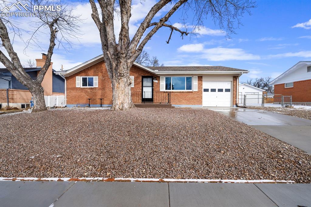 814 Ellston St., Colorado Springs, CO 80907