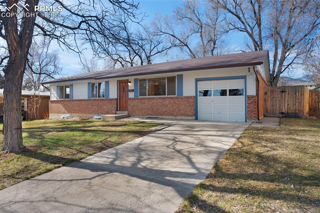 1627 Apache Tr., Colorado Springs, CO 80905