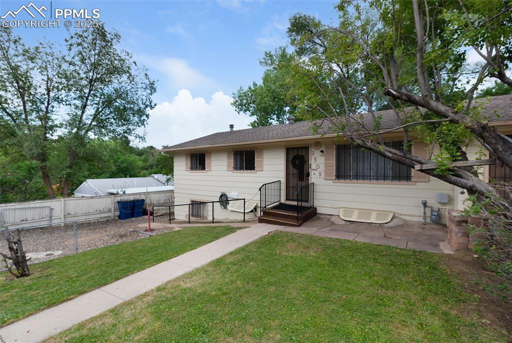 2509 Royalty Ct., Colorado Springs, CO 80904