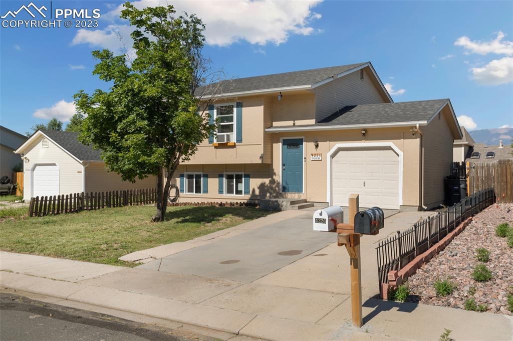 4226 Halstead Cir., Colorado Springs, CO 80916