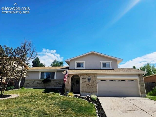 5221 Smokehouse Ln., Colorado Springs, CO 80917