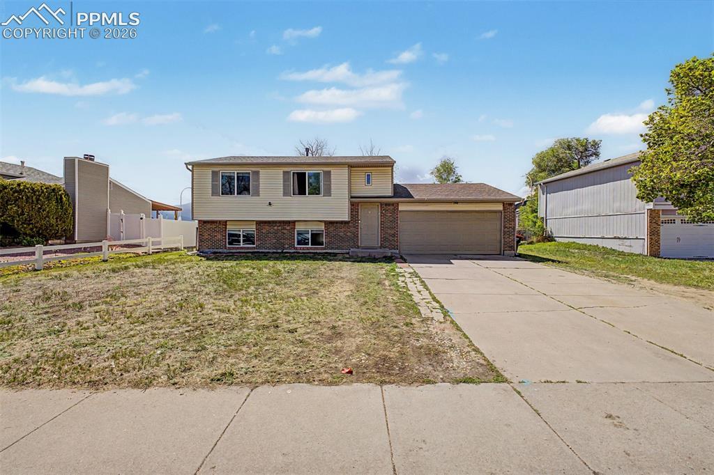 1230 Bayberry Dr., Colorado Springs, CO 80916