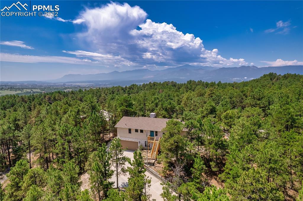 1335 Spring Valley Dr., Colorado Springs, CO 80921