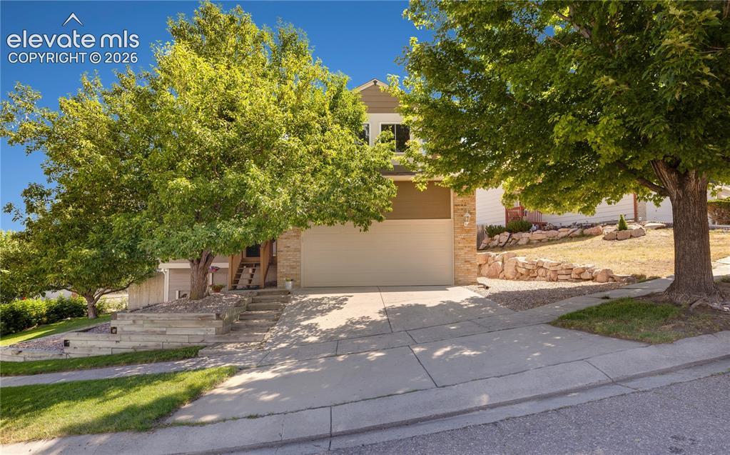 2620 Lear Dr., Colorado Springs, CO 80920