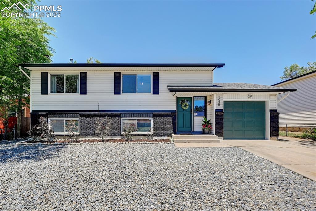 3928 Whittier Dr., Colorado Springs, CO 80910