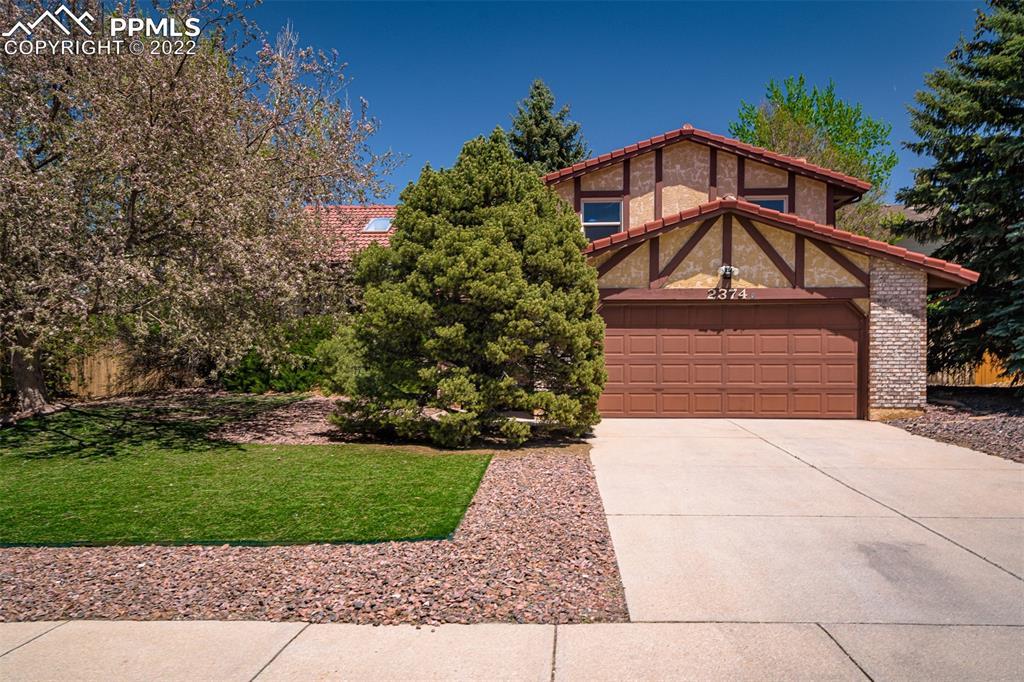 2374 Langholm Dr., Colorado Springs, CO 80920