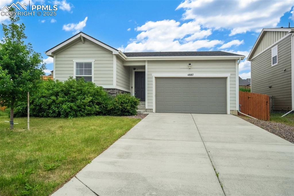 4887 Wolf Moon Dr., Colorado Springs, CO 80911