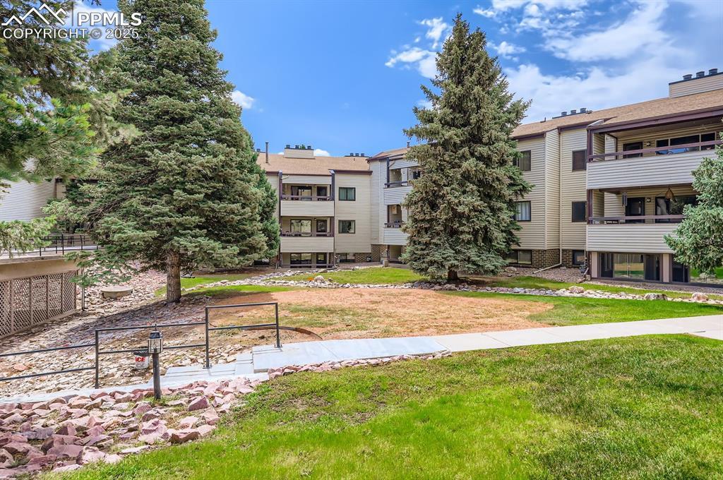 6530 Delmonico Dr. #106, Colorado Springs, CO 80919