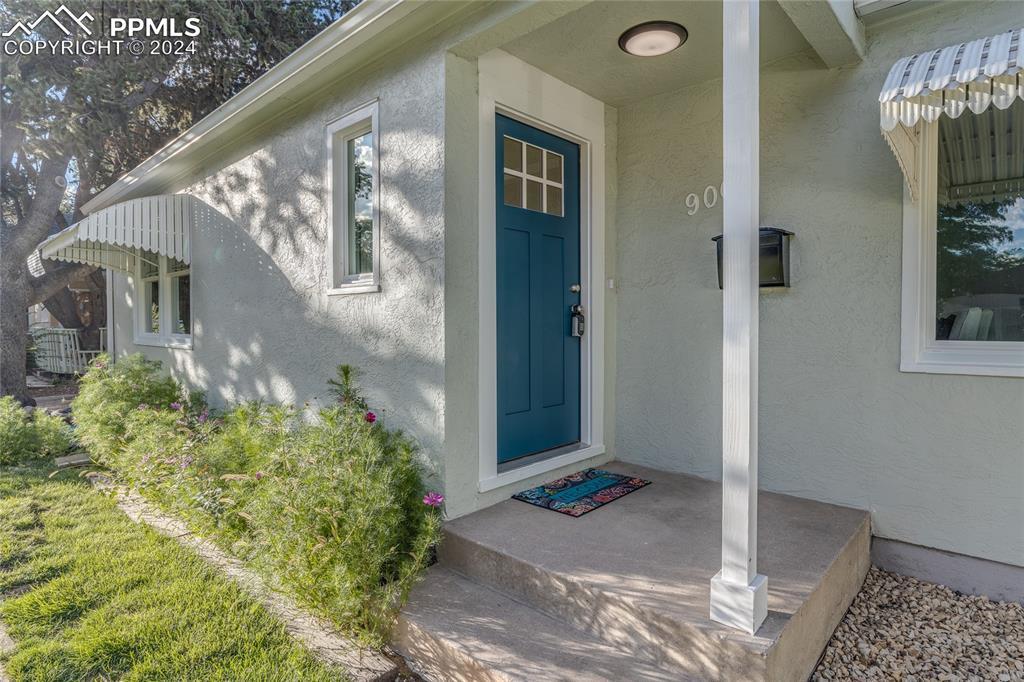 906 E La Salle St., Colorado Springs, CO 80907