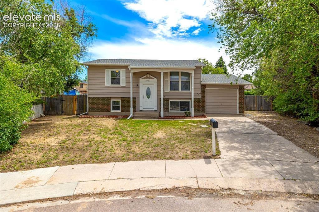 2155 Jet Wing Dr., Colorado Springs, CO 80916