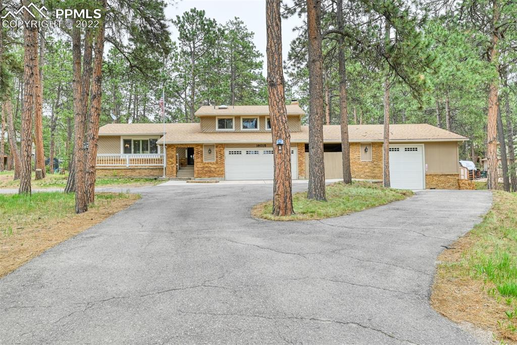 18015 Woodhaven Dr., Colorado Springs, CO 80908