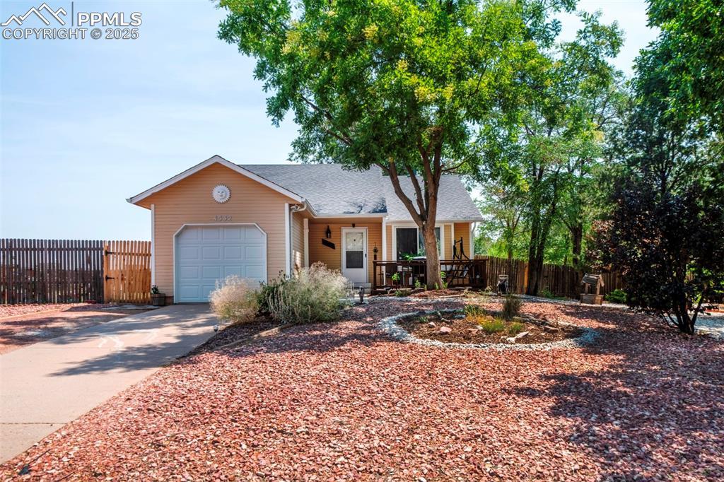 4532 Harwood Rd., Colorado Springs, CO 80916