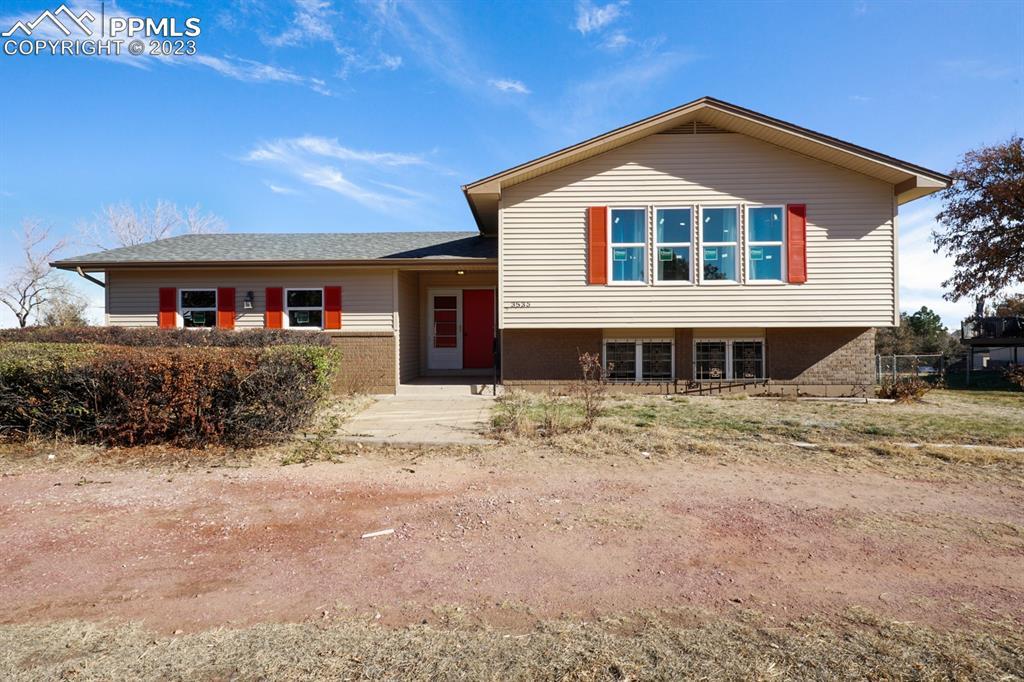 3535 Via Tierra Dr., Colorado Springs, CO 80911