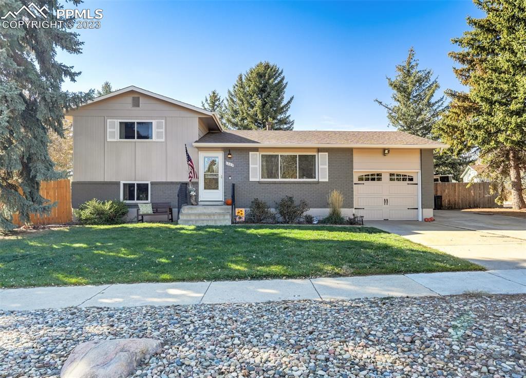 1202 Lehmberg Blvd., Colorado Springs, CO 80915