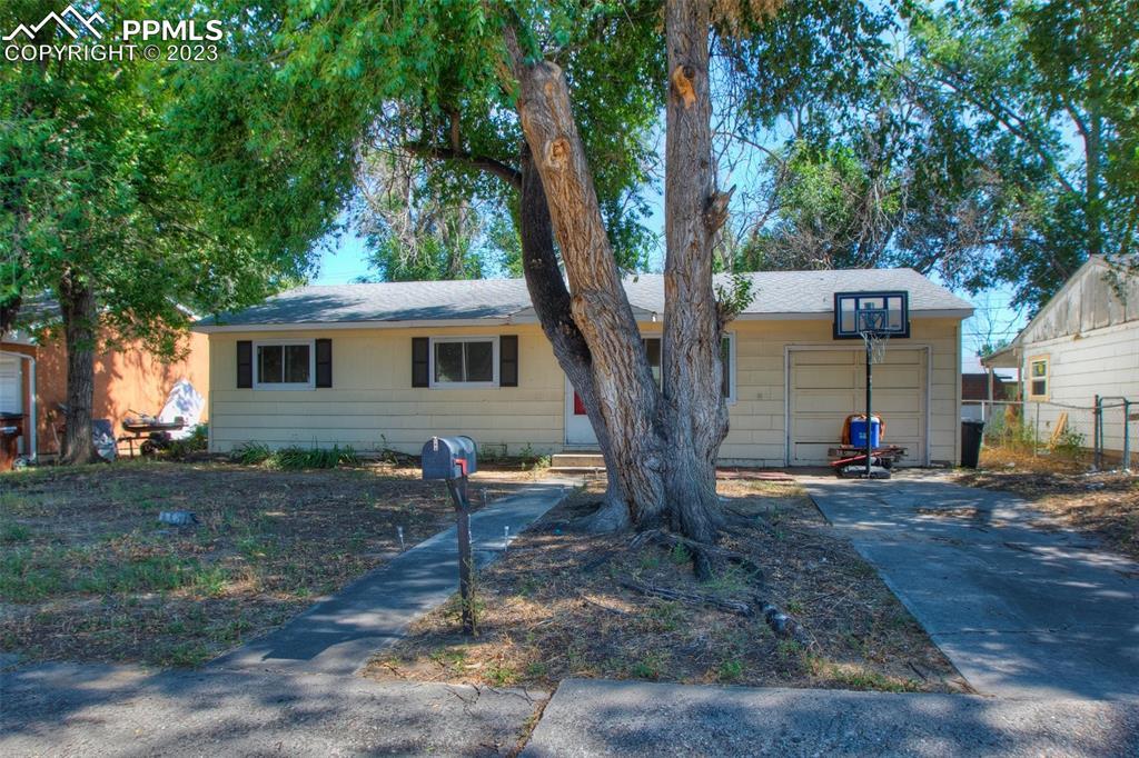 73 Goret Dr., Colorado Springs, CO 80911