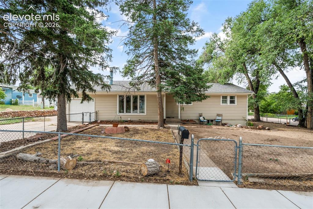 501 Birch Dr., Colorado Springs, CO 80911