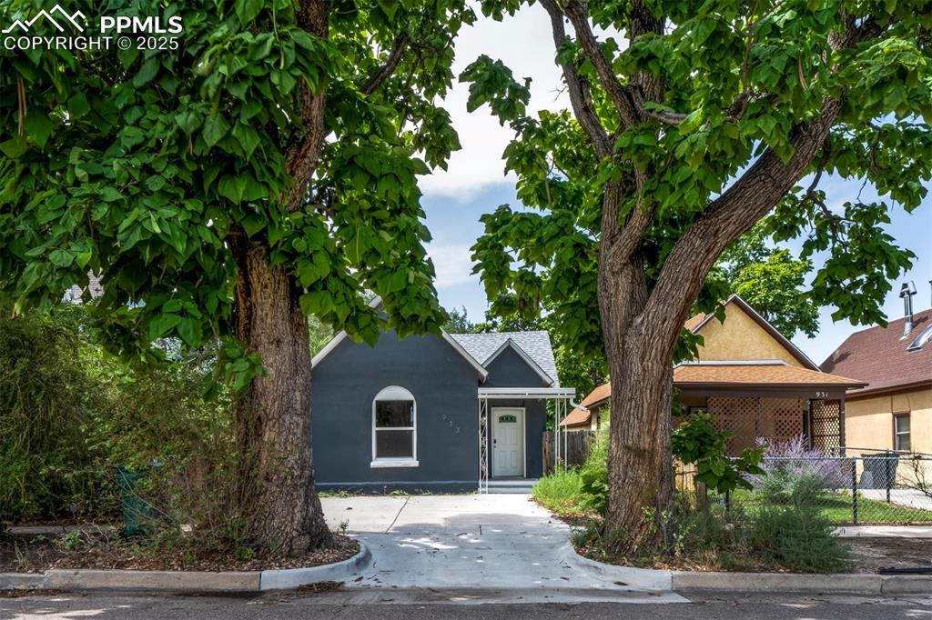 933 Palmer Ave., Pueblo, CO 81004