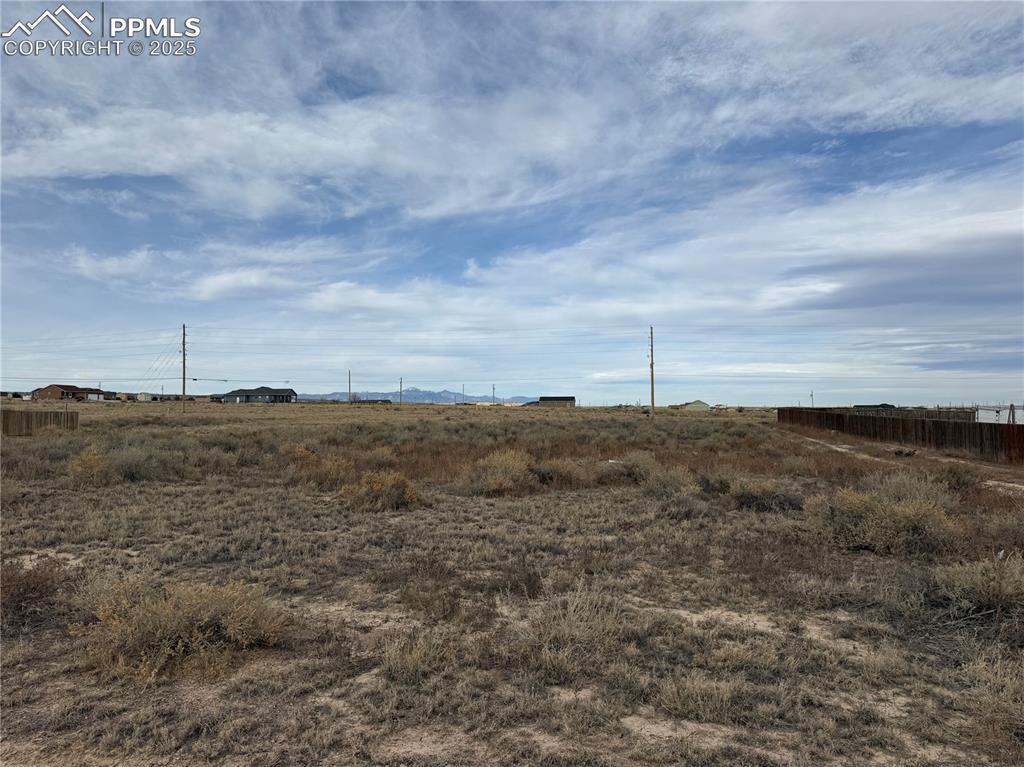 943 E Moonbeam Dr., Pueblo, CO 81007