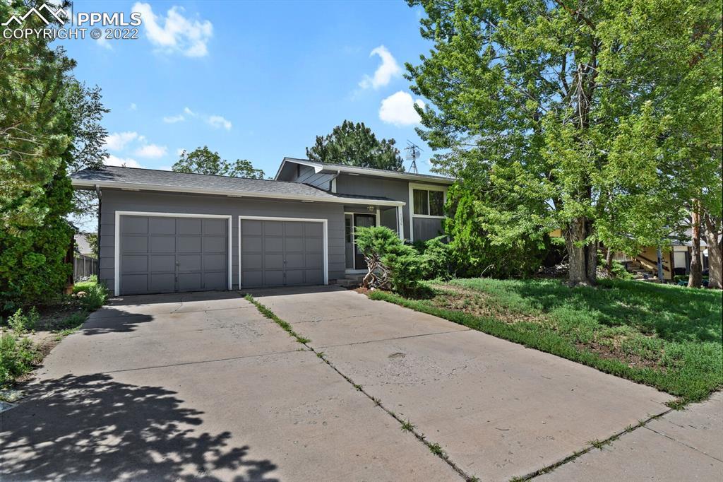 7236 River Bend Rd., Colorado Springs, CO 80911