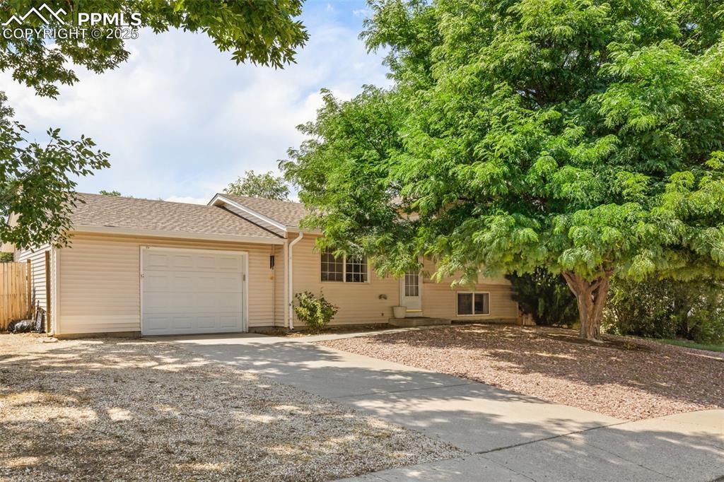 6610 White Water Ln., Colorado Springs, CO 80911