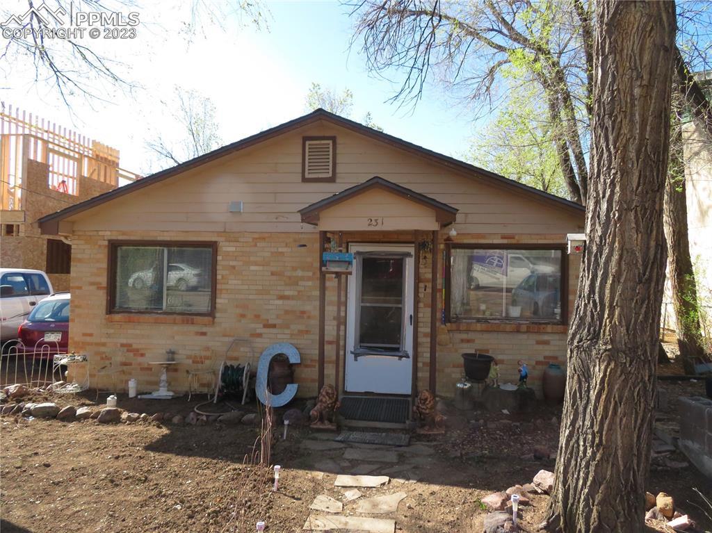 229 Crestone Ave., Colorado Springs, CO 80905