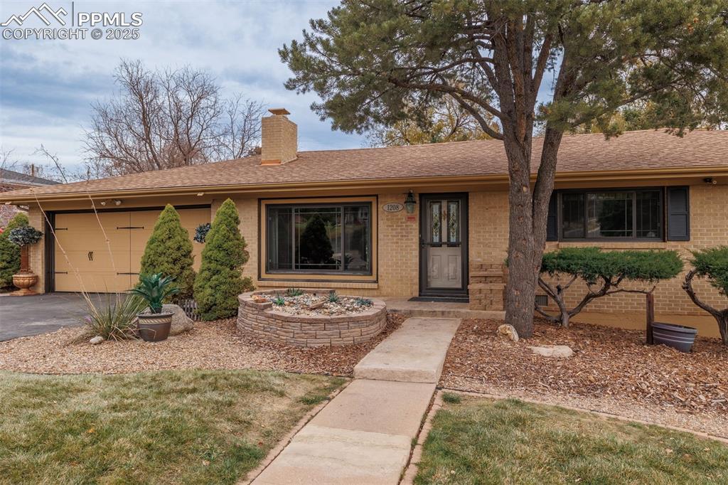 1208 Parkview Blvd., Colorado Springs, CO 80905