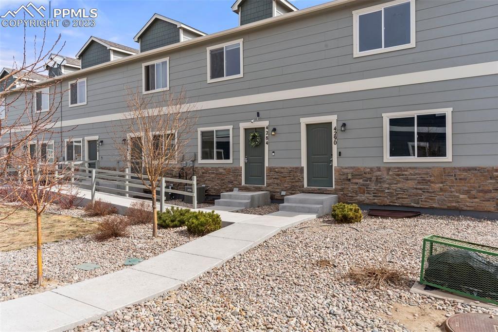 4284 Perryville Point, Colorado Springs, CO 80911