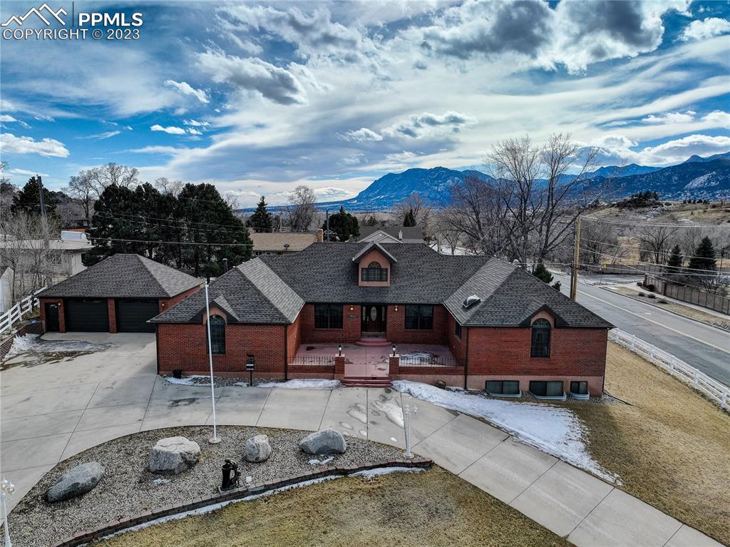 1203 N 19th St., Colorado Springs, CO 80904