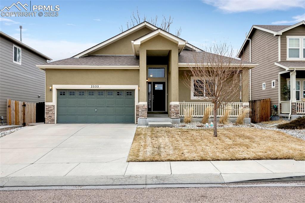 2555 Reed Grass Way, Colorado Springs, CO 80915