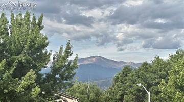 2017 Independence Dr., Colorado Springs, CO 80920