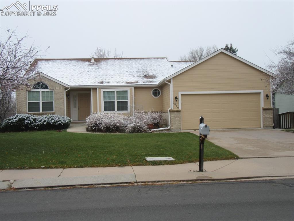 1029 Beacon Hill Way, Colorado Springs, CO 80905