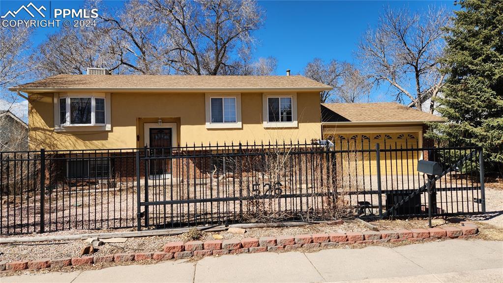 1526 Nokomis Dr., Colorado Springs, CO 80915