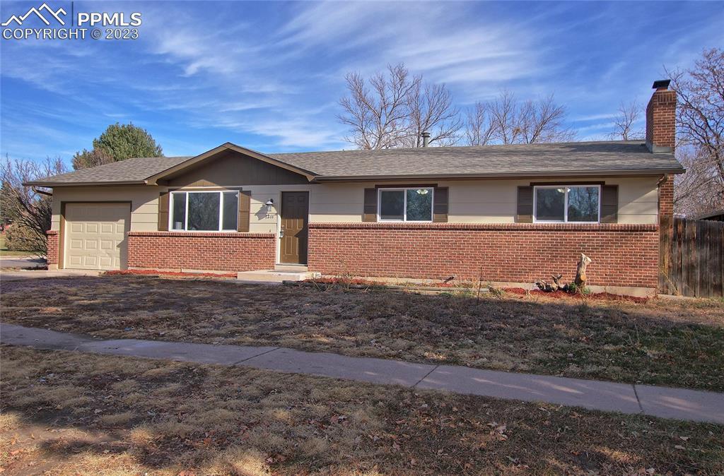 1211 Moffat Cir., Colorado Springs, CO 80915