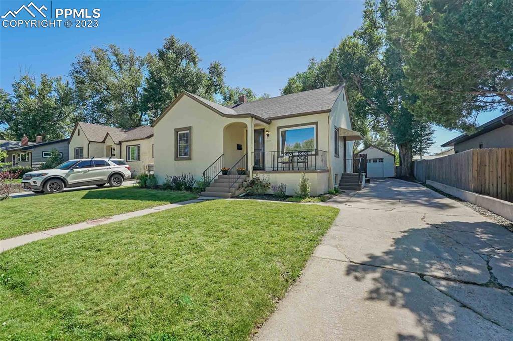 209 Farragut Ave., Colorado Springs, CO 80909